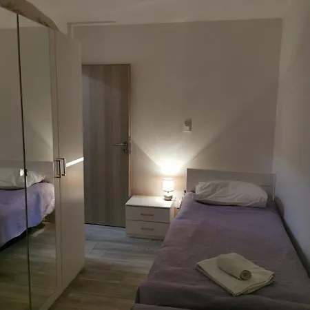 Matej Apartmen-balcony With View And Free Parking