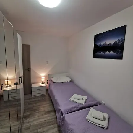 Апартаменты Matej Apartmen-balcony With View And Free Parking