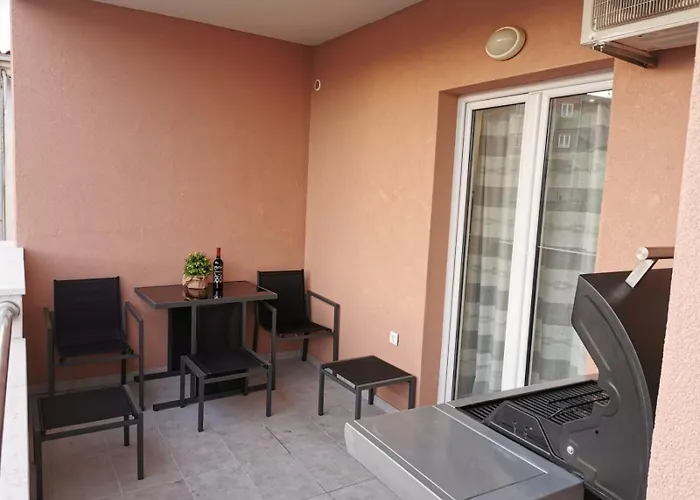Matej Apartmen-balcony With View And Free Parking * Split